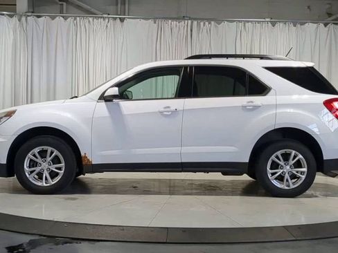 Used 2017 Chevrolet Equinox LT w/ Convenience Package AWD/4WD image 6