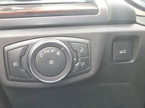 Used 2014 Ford Fusion SE w/ Equipment Group 202A image 25