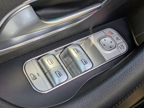 Used 2022 Mercedes-Benz GLE 450 4MATIC image 22