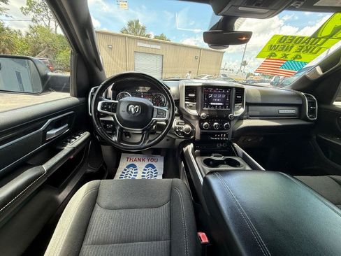Used 2019 RAM 1500 Big Horn AWD/4WD image 9