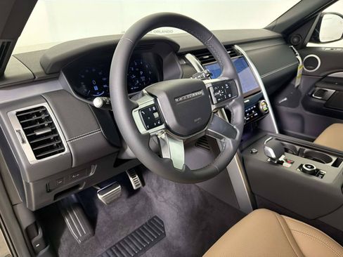 New 2026 Land Rover Discovery Dynamic SE AWD/4WD image 20