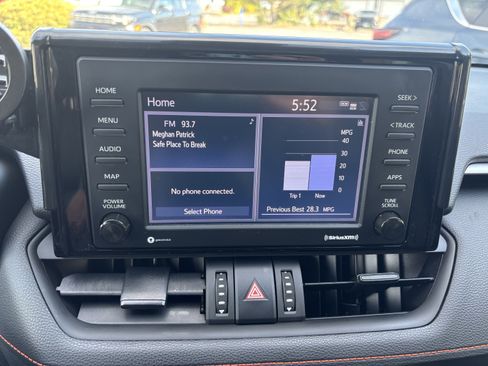 Used 2022 Toyota RAV4 Adventure AWD/4WD image 19