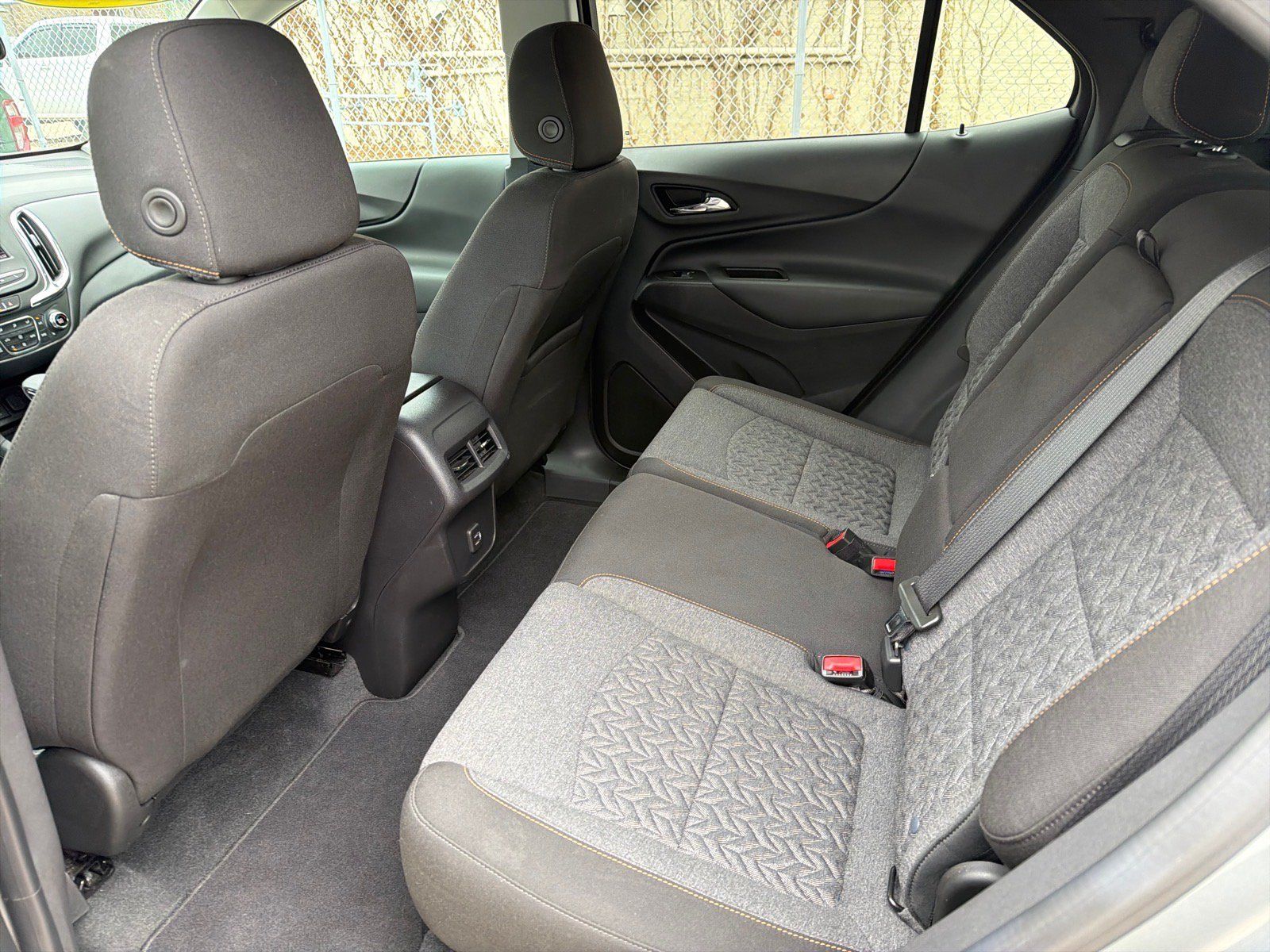 Used 2024 Chevrolet Equinox LT FWD image 10