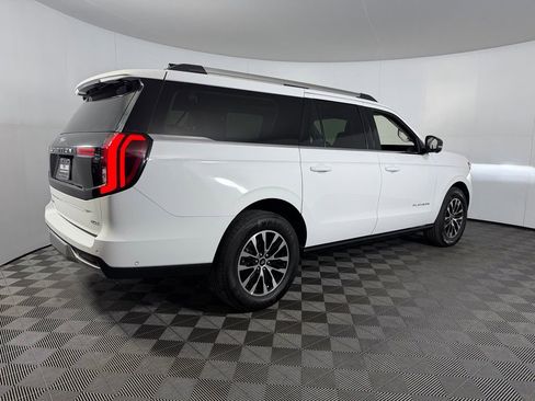 Used 2025 Ford Expedition Max Platinum AWD/4WD image 8