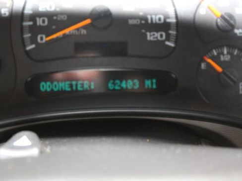 Used 2005 GMC Sierra 2500 SLT w/ Heavy-Duty Power Package image 28