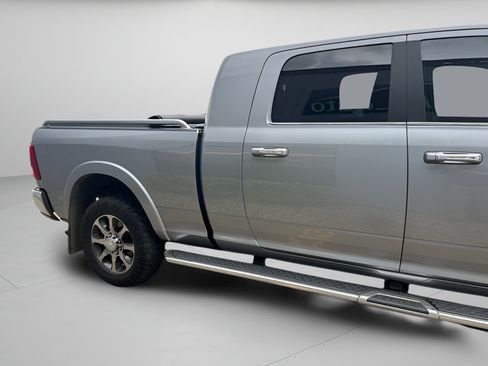 Used 2020 RAM 2500 Limited AWD/4WD image 26