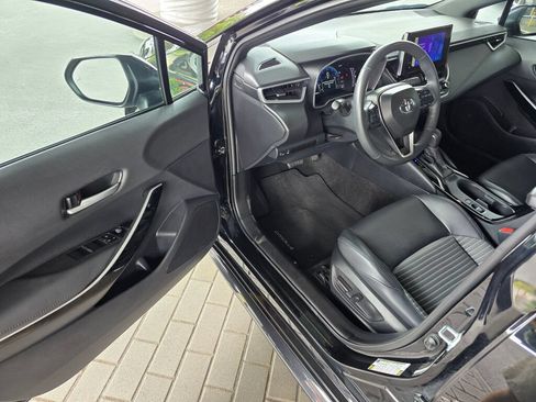 Used 2024 Toyota Corolla XSE FWD image 19