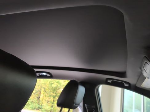 Used 2019 Cadillac XT4 Premium Luxury w/ Technology Package image 51