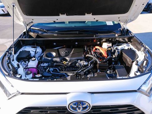 Used 2024 Toyota RAV4 XLE w/ Convenience Package AWD/4WD image 28