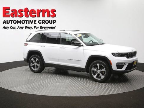 Used 2023 Jeep Grand Cherokee 4WD 4xe image 50