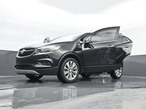Used 2019 Buick Encore Preferred AWD/4WD image 31