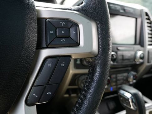 Used 2016 Ford F150 Lariat w/ Equipment Group 502A Luxury AWD/4WD image 27