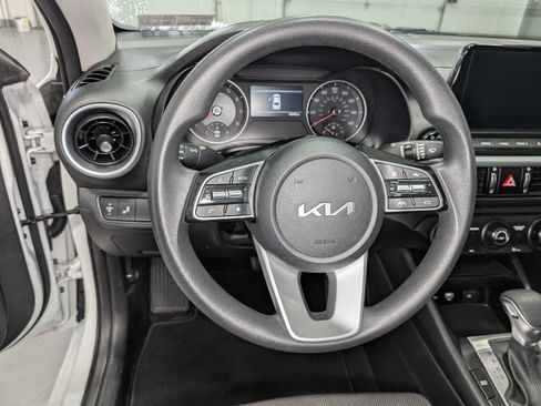 Used 2024 Kia Forte LXS w/ LXS Technology Package FWD image 33