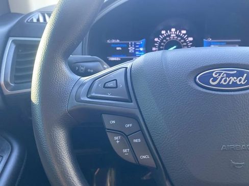 Used 2024 Ford Edge SE image 31