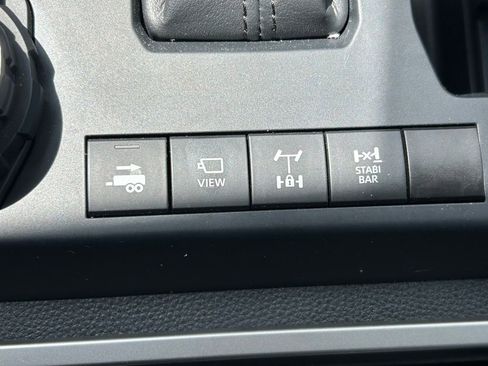 Used 2024 Toyota Tacoma Trailhunter image 32