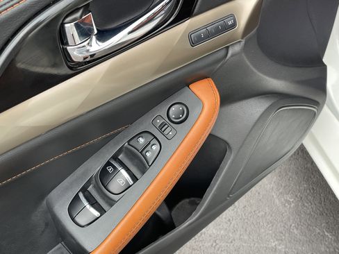 Used 2019 Nissan Maxima Platinum w/ Reserve Package image 12