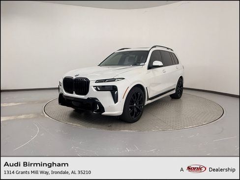 Used 2023 BMW X7 xDrive40i w/ Executive Package AWD/4WD image 1
