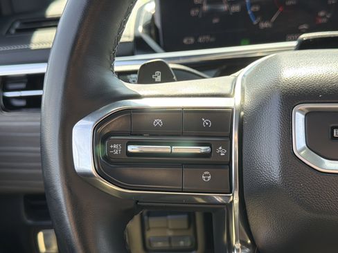 Used 2025 GMC Sierra EV Denali AWD/4WD image 18