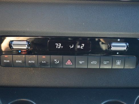 Used 2025 Mercedes-Benz Sprinter 2500 image 34