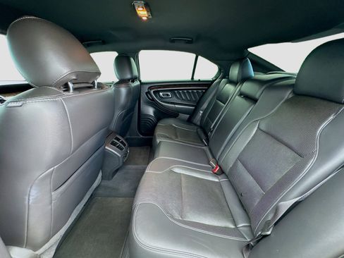 Used 2019 Ford Taurus Limited image 15