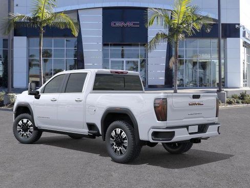 New 2026 GMC Sierra 2500 Denali w/ Denali Reserve Package image 3