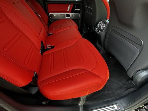 Certified 2025 Mercedes-Benz G 550 image 18