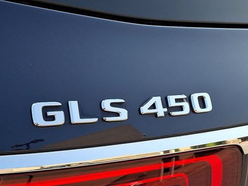 Used 2022 Mercedes-Benz GLS 450 4MATIC image 30
