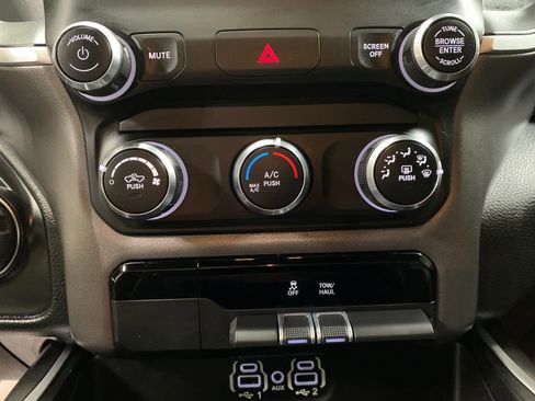 Used 2020 RAM 1500 Big Horn image 9