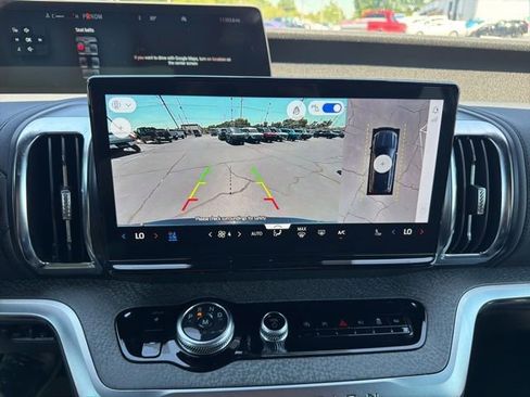 Certified 2025 Ford Expedition Tremor AWD/4WD image 24