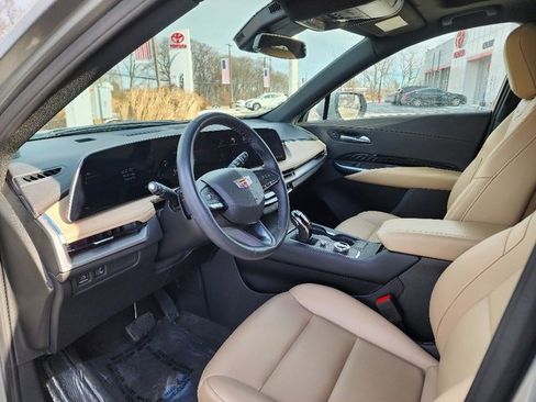 Used 2024 Cadillac XT4 Luxury image 20