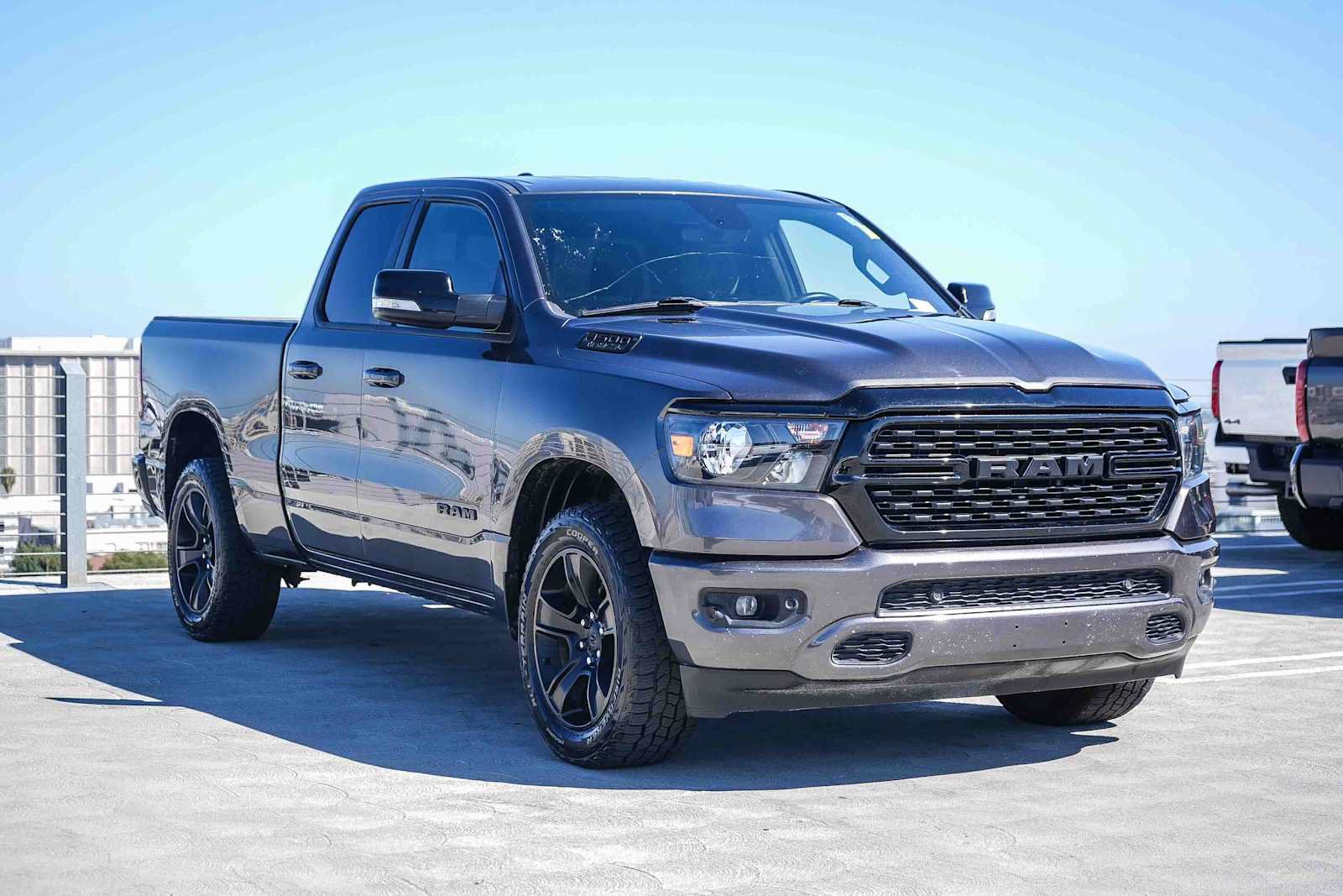 Used 2022 RAM 1500 Big Horn AWD/4WD image 3
