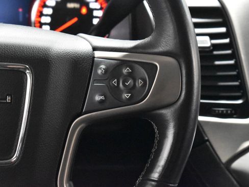 Used 2015 GMC Yukon XL Denali image 10