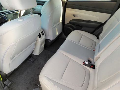 New 2025 Hyundai Tucson SEL image 13