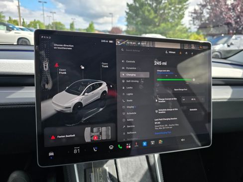 Used 2026 Tesla Model Y 2WD image 32