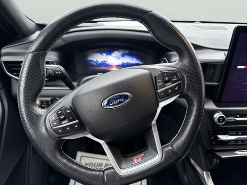 Used 2020 Ford Explorer ST w/ Premium Technology Package image 20