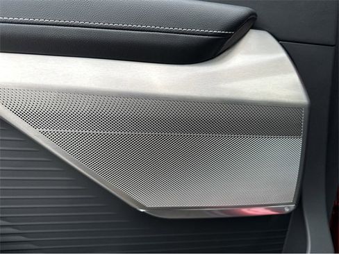 New 2026 Cadillac Vistiq Luxury image 35