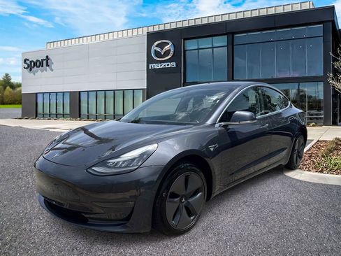 Used 2019 Tesla Model 3 Standard Range Plus RWD image 8