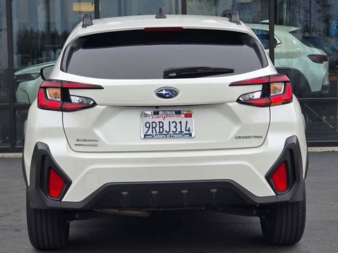 Used 2024 Subaru Crosstrek 2.0i Premium image 6