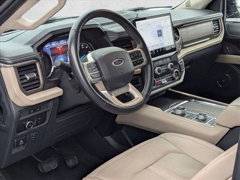 Used 2024 Ford Expedition Max Limited image 10