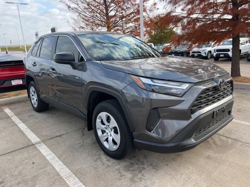 Used 2024 Toyota RAV4 LE image 3