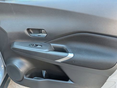 Used 2021 Nissan Kicks SV FWD image 31