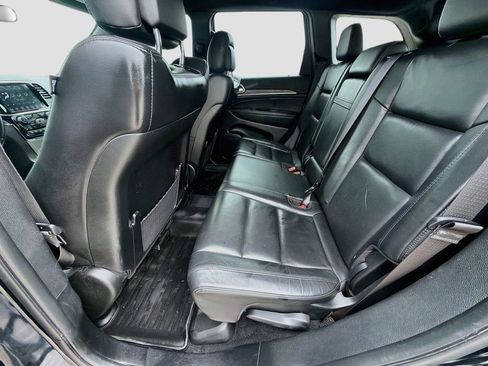 Used 2022 Jeep Grand Cherokee Limited w/ Technology Group AWD/4WD image 27