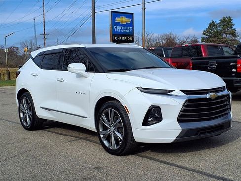 Used 2020 Chevrolet Blazer Premier w/ Driver Confidence II Package image 3