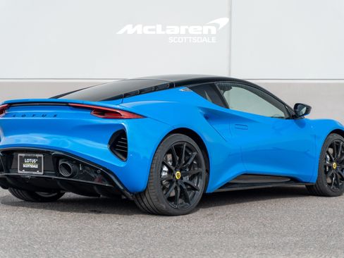 Used 2025 Lotus Emira RWD image 7