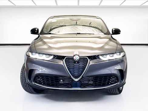Used 2024 Alfa Romeo Tonale Ti w/ Active Assist Package image 2