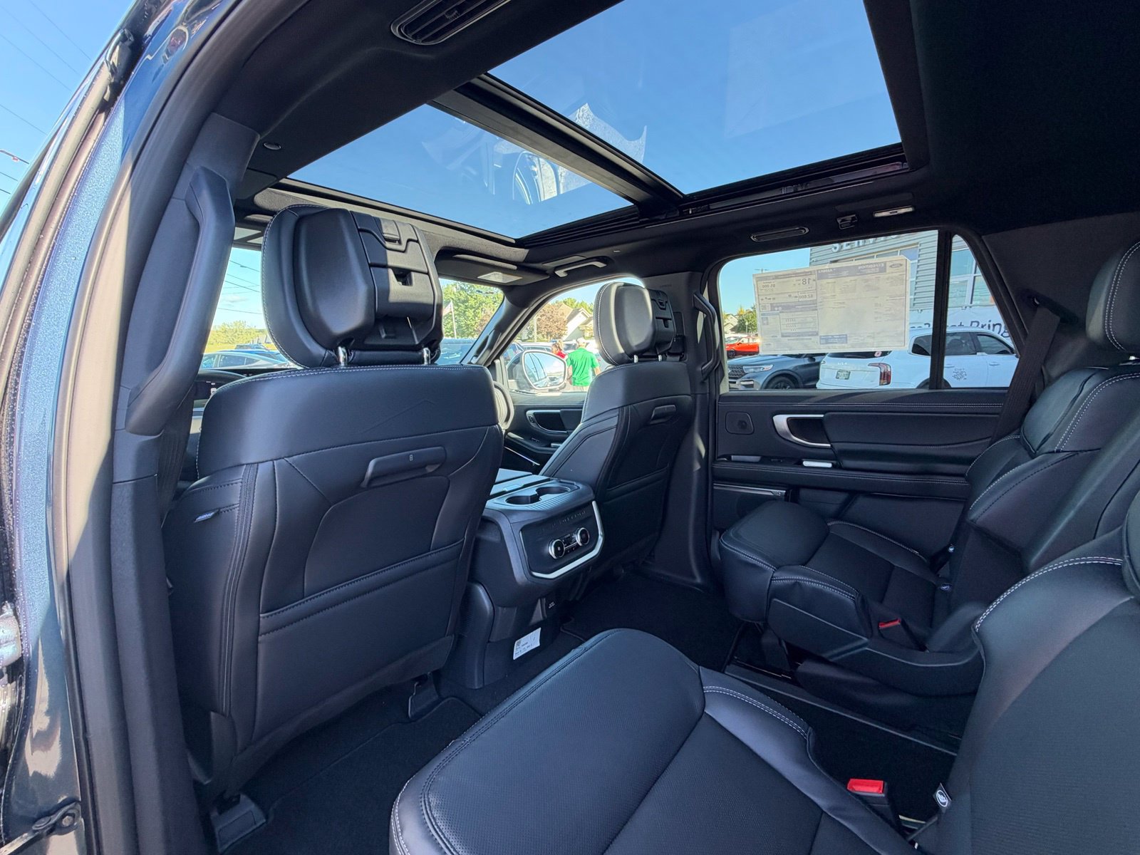 New 2027 Ford Expedition Platinum w/ Stealth Performance Package AWD/4WD image 23