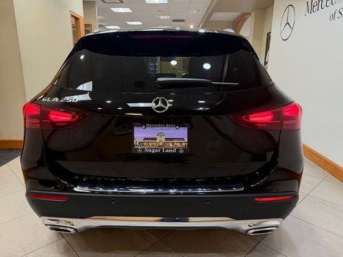 Certified 2025 Mercedes-Benz GLA 250 image 5