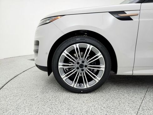 New 2026 Land Rover Range Rover Sport SE image 25