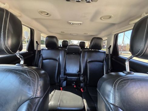 Used 2015 Dodge Journey SXT w/ Flexible Seating Group image 22