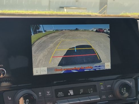 Used 2025 Toyota Grand Highlander FWD image 19